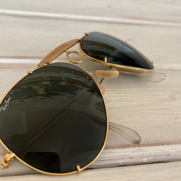 Vintage Ray Ban Aviator Sunglasses - Picture 6 of 11